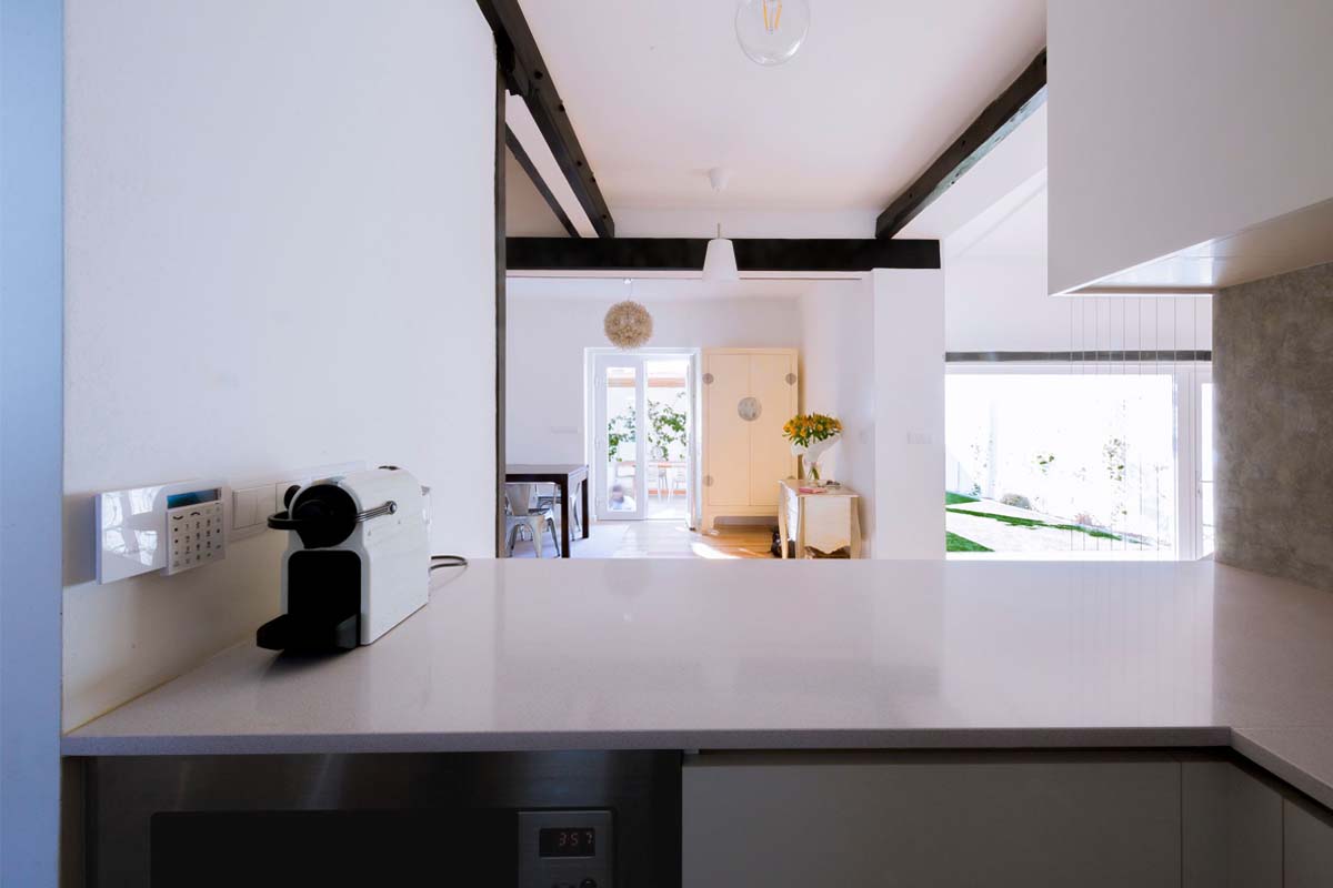 projecto-campolide-desenho-branco-cozinha-3