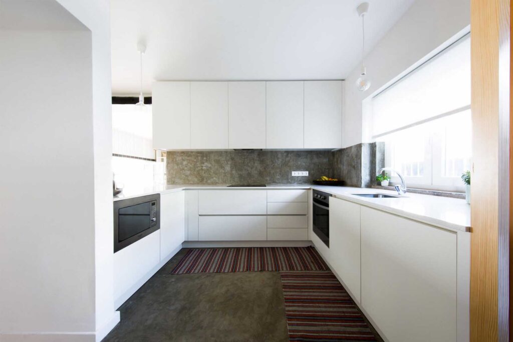 projecto-campolide-desenho-branco-cozinha'