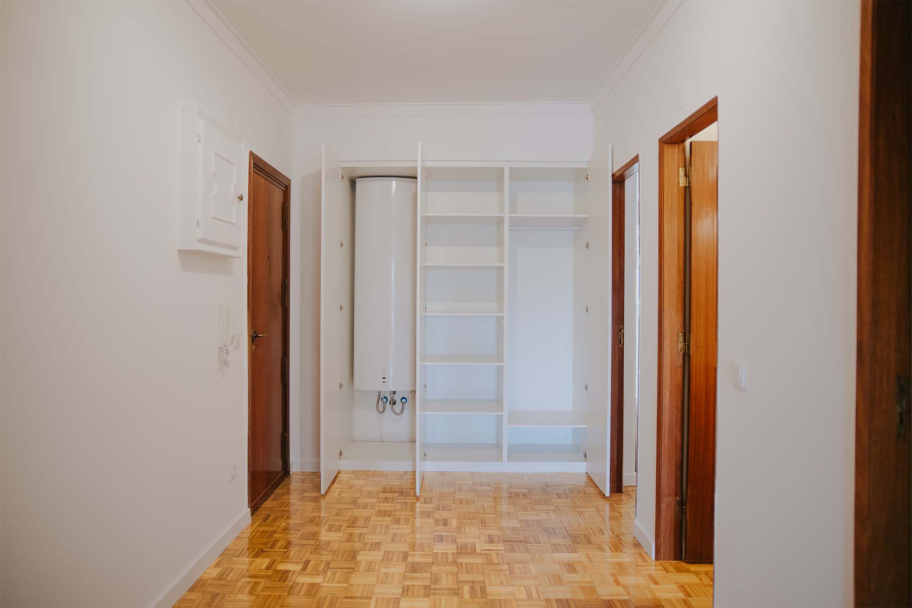 projeto-parede-desenho-branco-apartamento-5